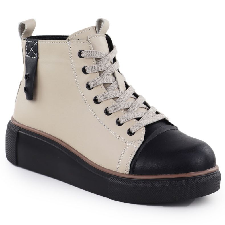 T.Sokolski Kvinnors läderstövlar isolerade beige. Sokolski Z24-218