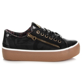 Kylie Lackade sneakers svart