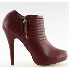 Stövlar på plattformen 200-80 Red mångfärgad röd