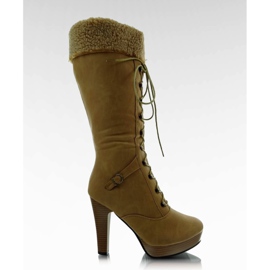 Kängor på kamelstolpen G12400 brun