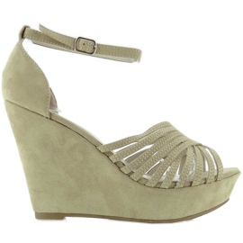 Pumps på en wedge mocka F031 Beige