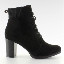 Snörning mockaskinn C306 Svart