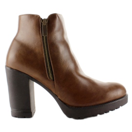 Stövlar på en solid BG-57 Khaki sula kaki