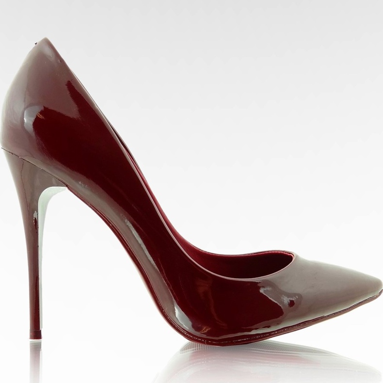 Smala lackerade högklackade E396 D. Röd