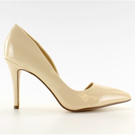 Asymmetriska klackar i pastell C26P Beige