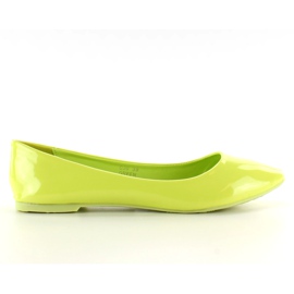 Smidig, lackerad C30 Green ballerinas grön