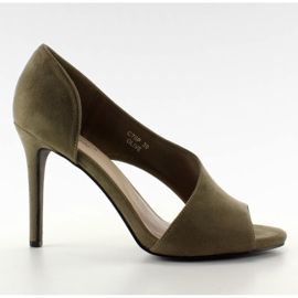 C70P Olive asymmetriska klackar med öppen tå grön