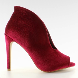 Sammetspumps 8751 Röda stövlar