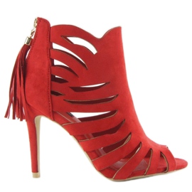 Genombruten 1214 Röda fransade klackar