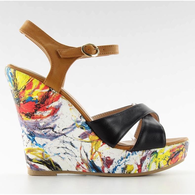 Sandaler på en målad kil LM-521 svart brun