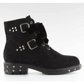 Snygga stövlar med nitar CLS-30 Svart
