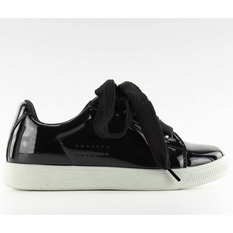 Vita sneakers zy-7a733 svarta