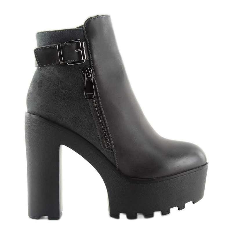 Stövlar på plattformen 979:e grå