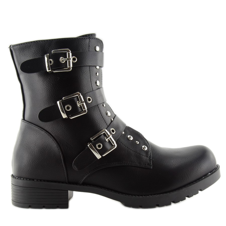 Svarta arbetsstövlar med svarta nitar