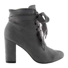 Gråa snörstövlar på hög klack Bs083