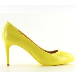 Pumpar för kvinnor lackerade gulgula