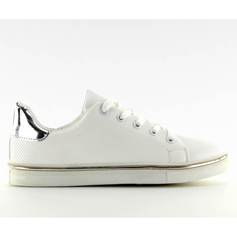 Vita kvinnors sneakers B110-20 vit