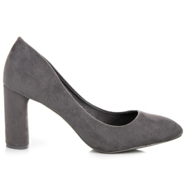 Bestelle Grå pumpar på en pelare