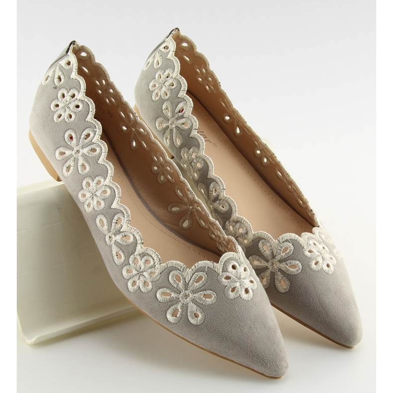 Grå genombrutna ballerina Lt99P Grå
