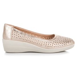 Kylie Genombrutna ballerinor på en kil gul