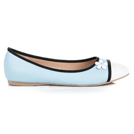 Vices Ballerina med en blomma blå