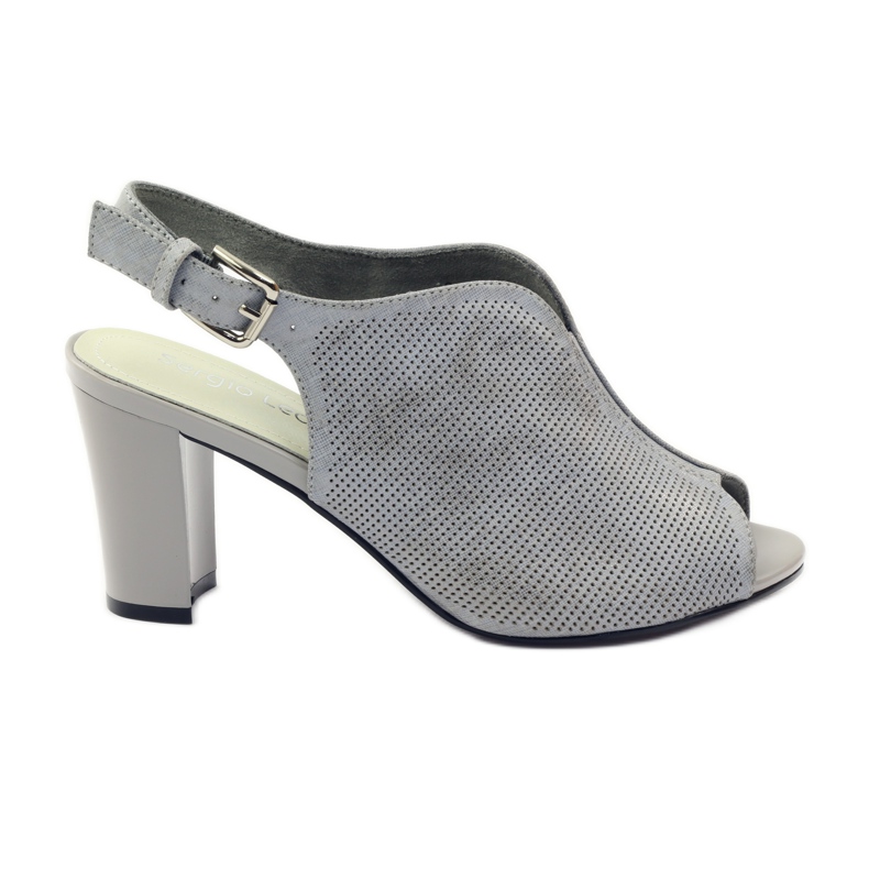 Sandaler på posten som Sergio Leone 812 grå