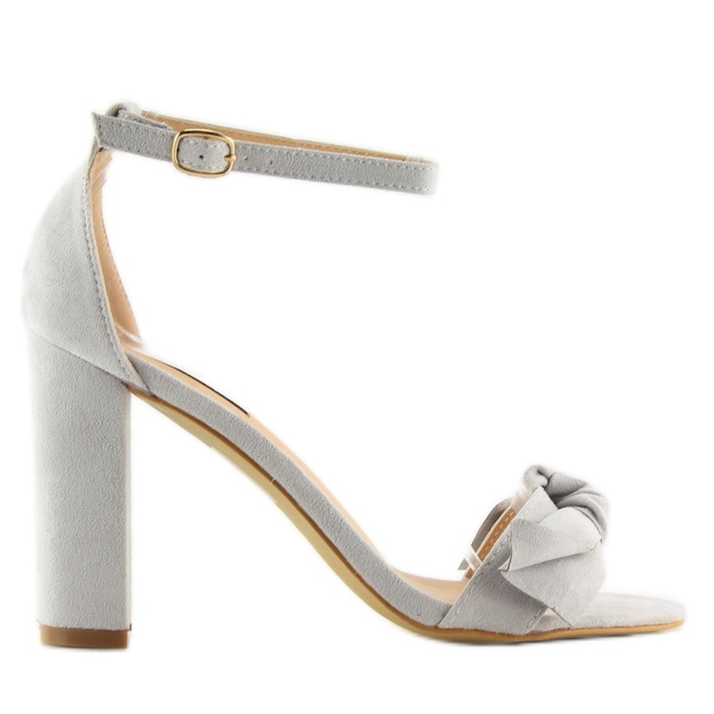 Gråa högklackade sandaler 118-11 grå