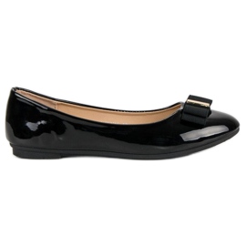 Comer Svartlackade ballerinor