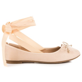 Ch. Creation Mocka ballerinor brun