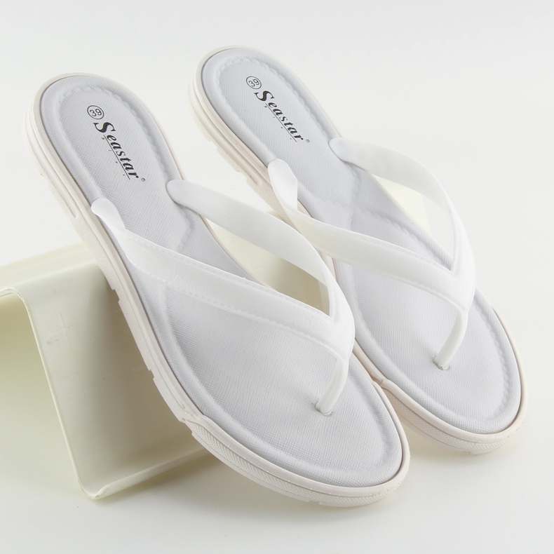 Vita flipflops för kvinnor CK41P Vit