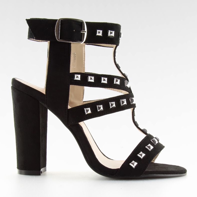 Svarta sandaler på dubb med nitar 9909-3