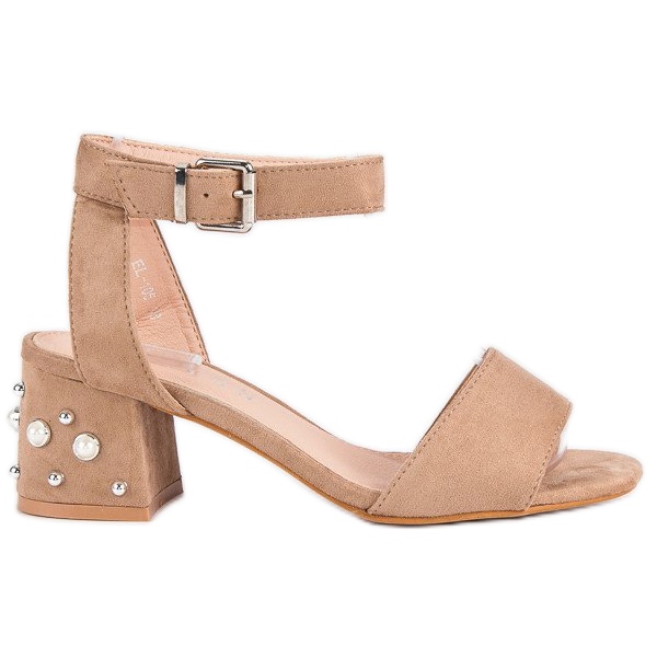 Erynn Sandaler med pärlor grön