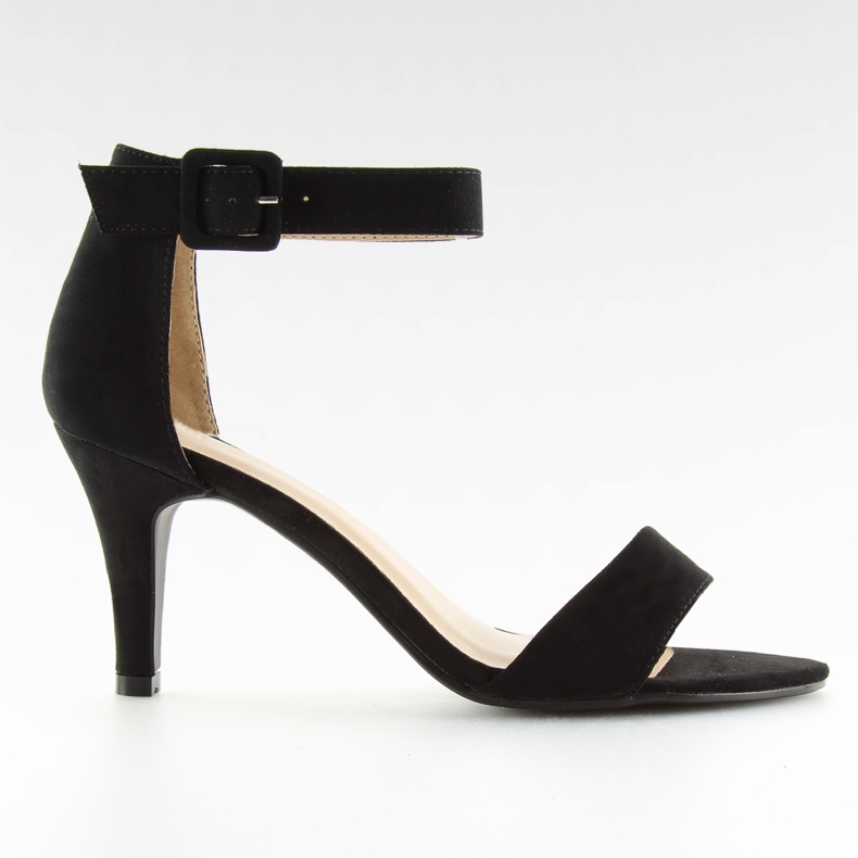 Svarta sandaler på låga klackar BL076