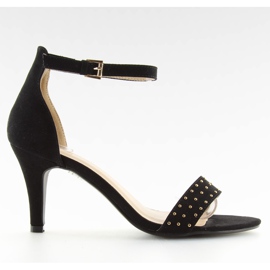 Sandaler på en bekväm klack svart BL0764