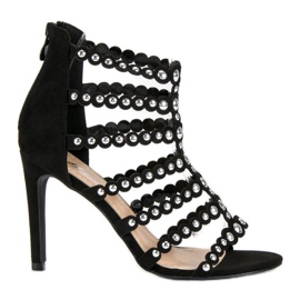 Svarta sandaler på hög klack