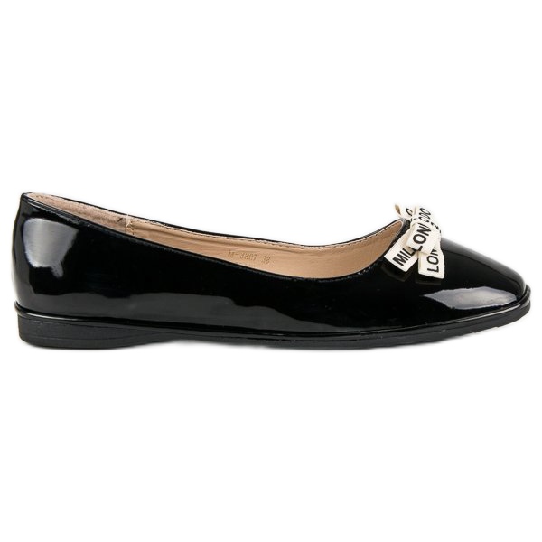 Ideal Shoes Svartlackade ballerinor