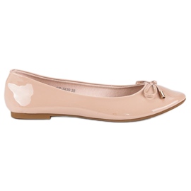 Ideal Shoes Lackade beige ballerinor