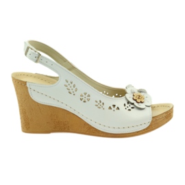 Gregors 648 kilsandaler vit