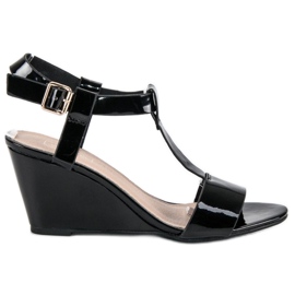 Filippo Lackade kilsandaler svart