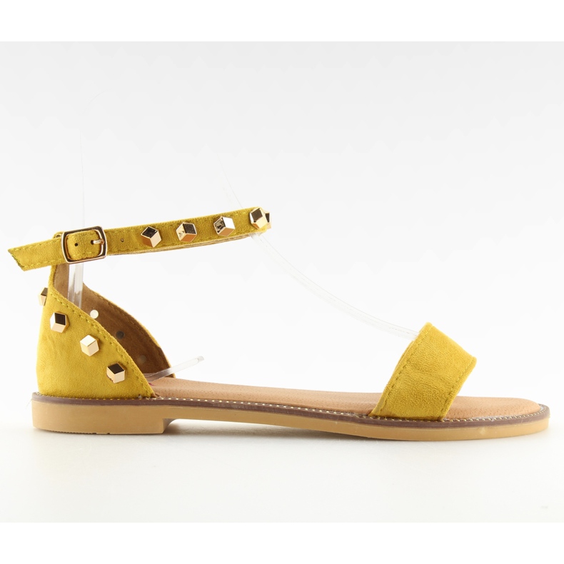 Gula sandaler med nitar 117-11 Gul
