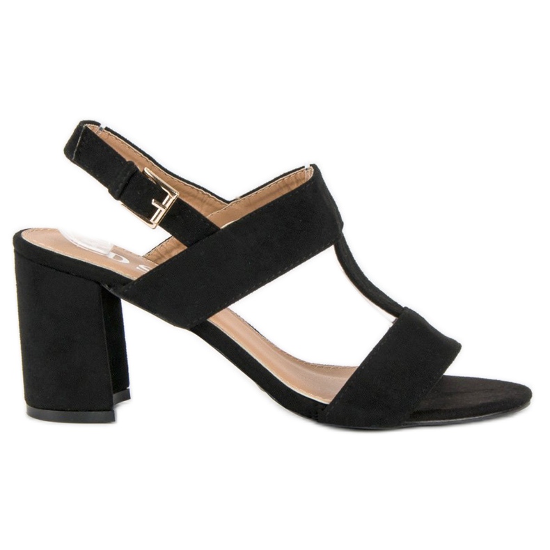 SDS Svarta sandaler på stolpen