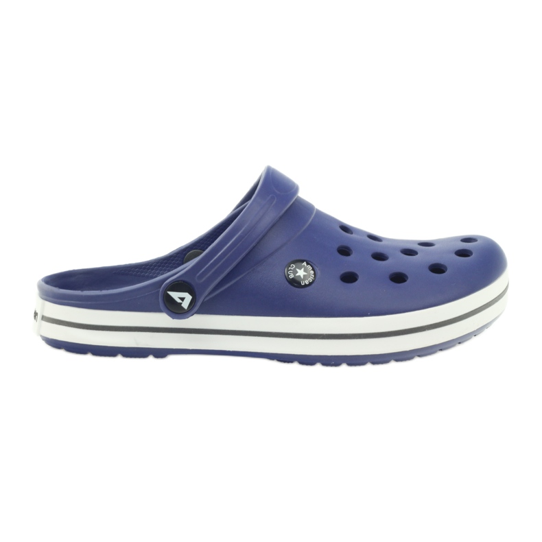 American Club Crocs träskor tofflor marinblå sandaler