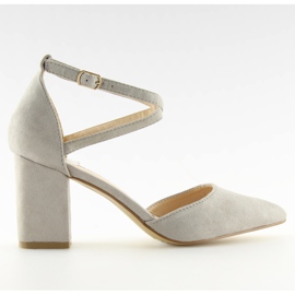 Pumpar på den grå stolpen SY40 grå