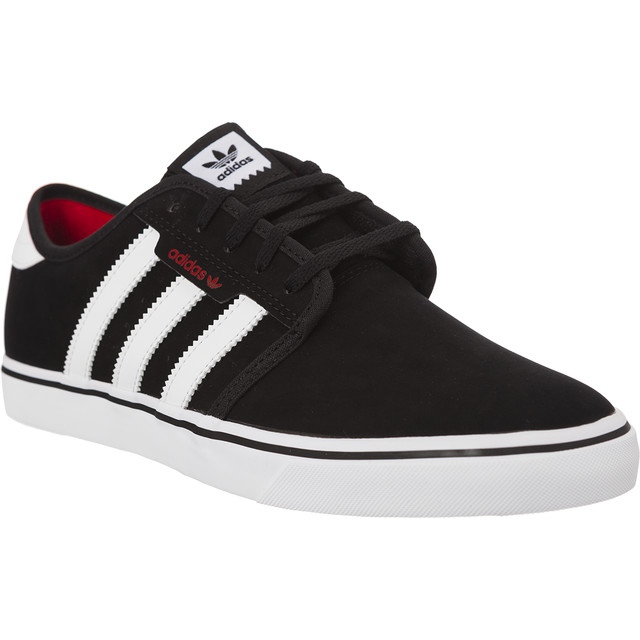 Adidas Seeley 007 vit svart