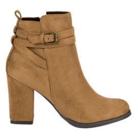 Corina Eleganta högklackade stövlar brun