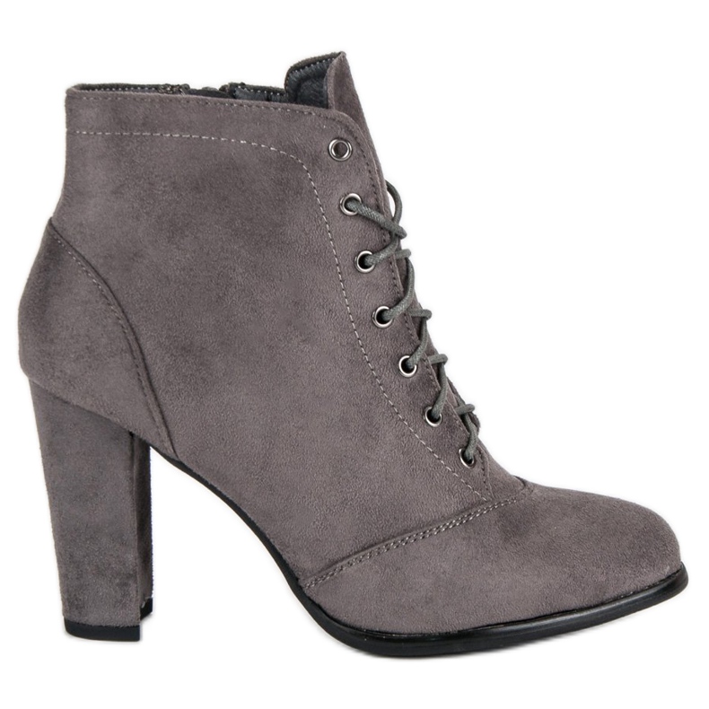 Juliet Knutna stövlar på stolpen grå