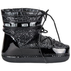 Trendiga svarta snöskor