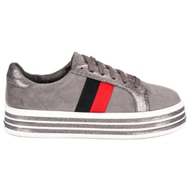 Sneakers på VICES -plattformen grå