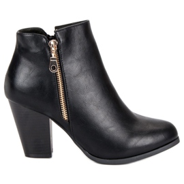 Groto Gogo Eleganta svarta stövlar