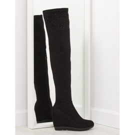 Svarta K-59 svarta kilstövlar